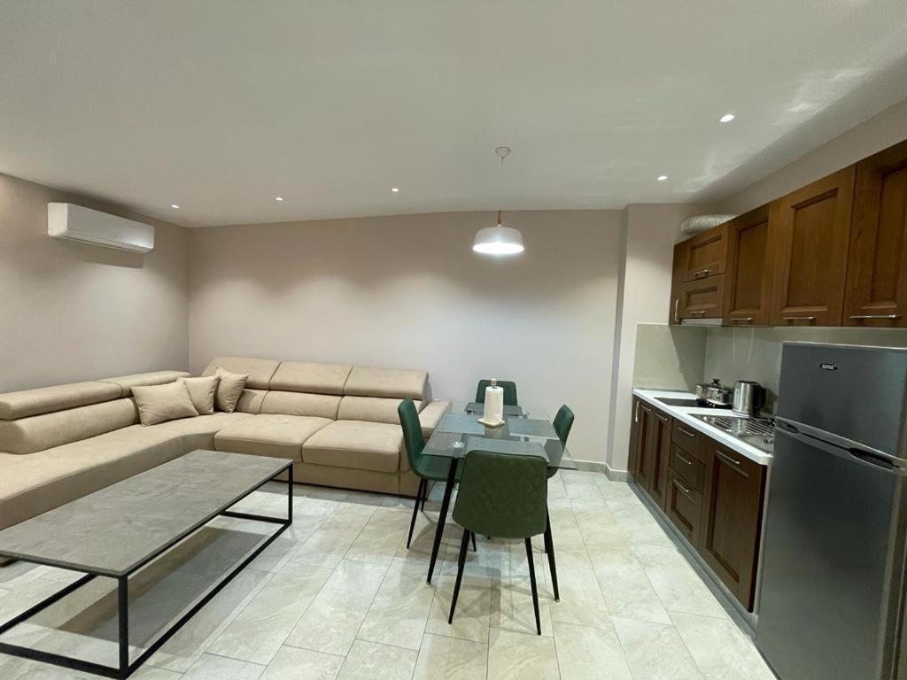 Sevians Apartments Голем Екстер'єр фото